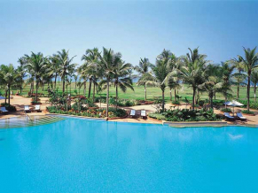 Taj Exotica Goa бассейн