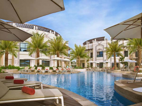 Al Ain Rotana Hotel бассейн