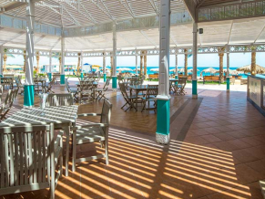 Caribbean World Resorts бар 1