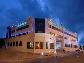 Lavender Hotel Sharjah фасад