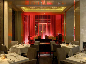 Park Hyatt Abu Dhabi Hotel & Villas ресторан 1