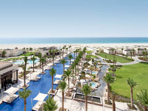 Park Hyatt Abu Dhabi Hotel & Villas территория