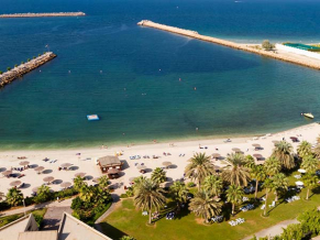 Radisson Blu Resort Sharjah пляж