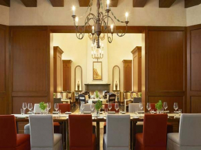The St Regis Abu Dhabi ресторан 1