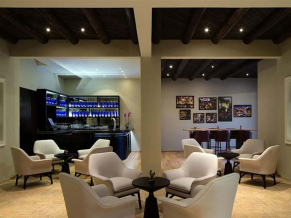 The Westin Abu Dhabi Golf Resort & Spa бар 1
