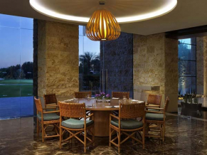 The Westin Abu Dhabi Golf Resort & Spa ресторан 6