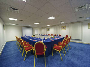 Al Bustan Centre & Residence конференц-зал