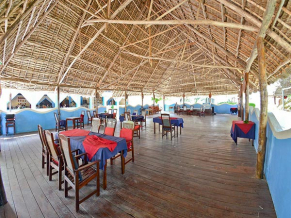 La Madrugada Beach Hotel & Resort ресторан 1