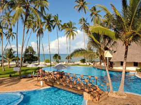 Ocean Paradise Resort & Spa бассейн 1