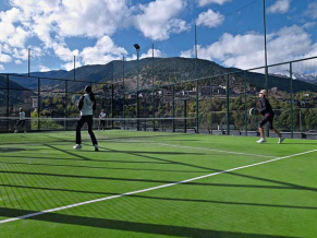Anyos Park теннисный корт 1