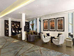 DoubleTree by Hilton Westminster лобби