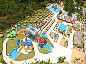 Sirenis Punta Cana Resort Casino & Aquagames аквапарк