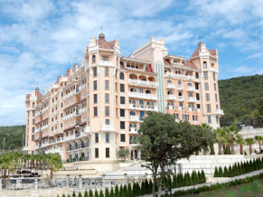 Royal Castle 5* (Роял Кастл 5*). Фасад