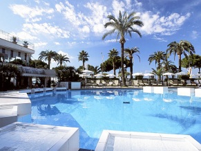 Grand Hyatt Cannes Hotel Martinez 5* (ex. Martinez). Бассейн