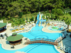 Eldar Resort 4*. Бассейн